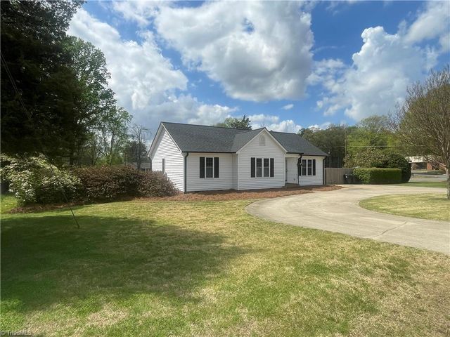 6425 Tobaccoville Road, Tobaccoville, NC 27050