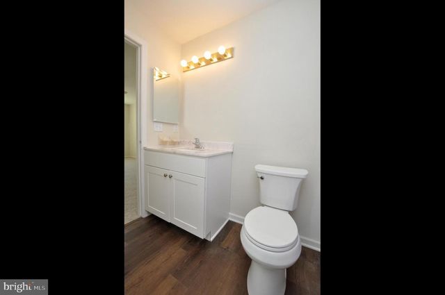 4208-B ADELAIDE DR, Mount Laurel, NJ 08054