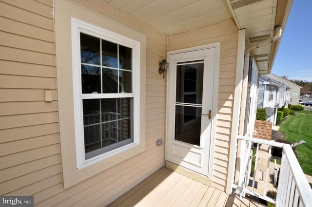4208-B ADELAIDE DR, Mount Laurel, NJ 08054