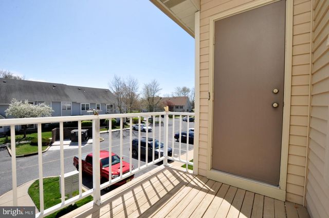 4208-B ADELAIDE DR, Mount Laurel, NJ 08054