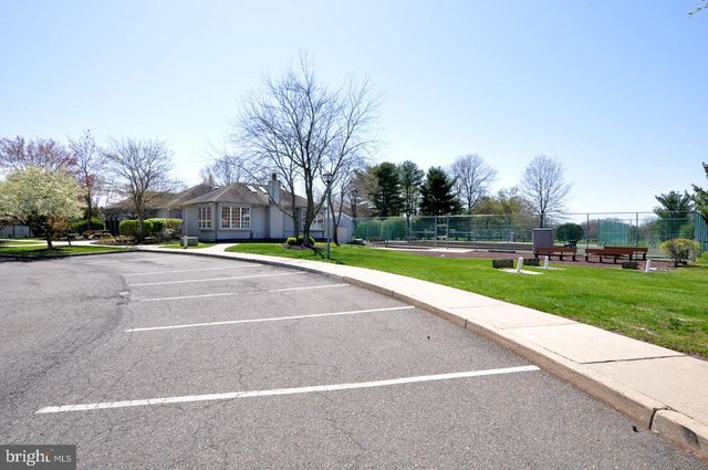 4208-B ADELAIDE DR, Mount Laurel, NJ 08054