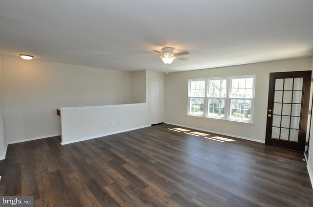 4208-B ADELAIDE DR, Mount Laurel, NJ 08054