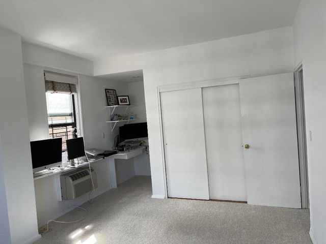 240 E 76th St Apt 17H, New York City, NY 10021