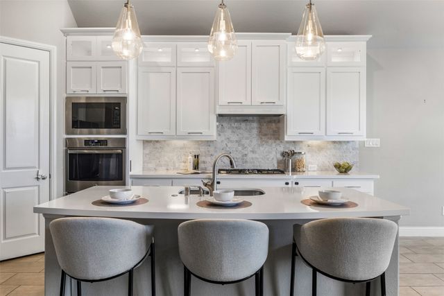 17643 Pinyon Lane, Dallas, TX 75252