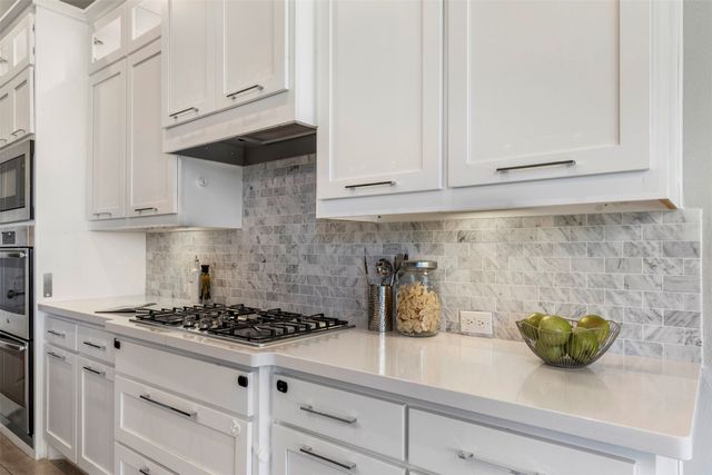 17643 Pinyon Lane, Dallas, TX 75252