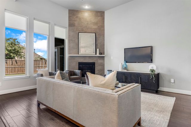 17643 Pinyon Lane, Dallas, TX 75252