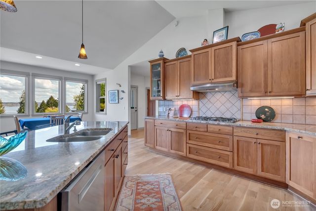 23506 Seatter Road NE, Kingston, WA 98346