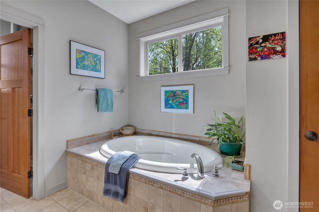 23506 Seatter Road NE, Kingston, WA 98346