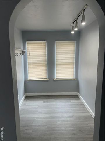 1646 21st Street, Wyandotte, MI 48192