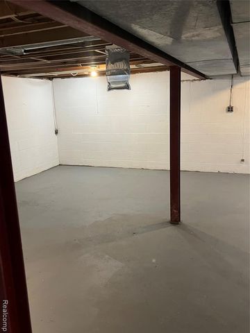 1646 21st Street, Wyandotte, MI 48192