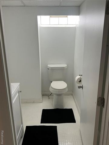 1646 21st Street, Wyandotte, MI 48192