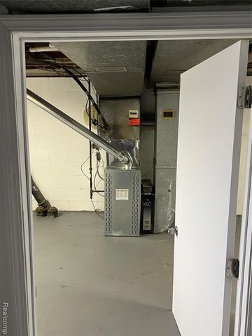 1646 21st Street, Wyandotte, MI 48192