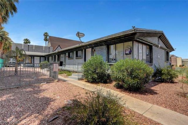 510 South 10th Street, Las Vegas, NV 89101