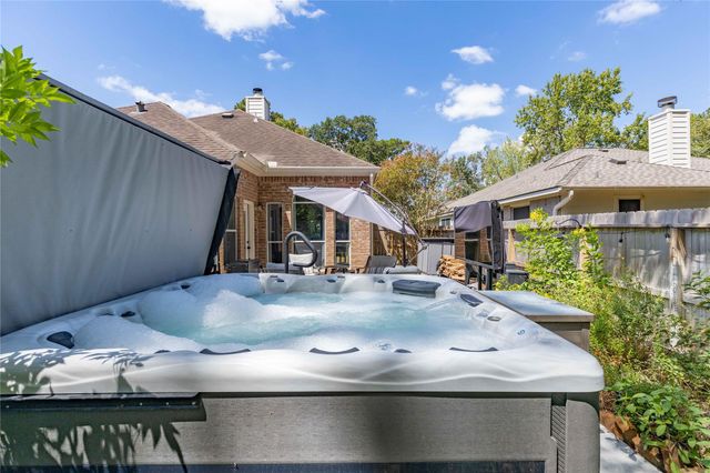 12506 Lakeview Drive, Montgomery, TX 77356