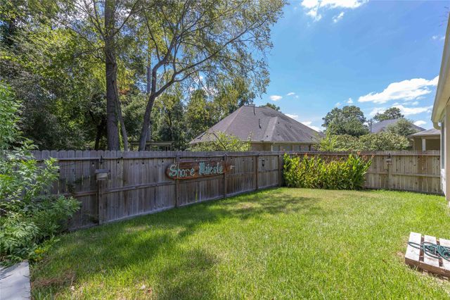 12506 Lakeview Drive, Montgomery, TX 77356