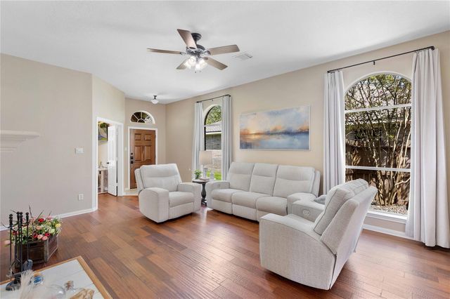 12506 Lakeview Drive, Montgomery, TX 77356