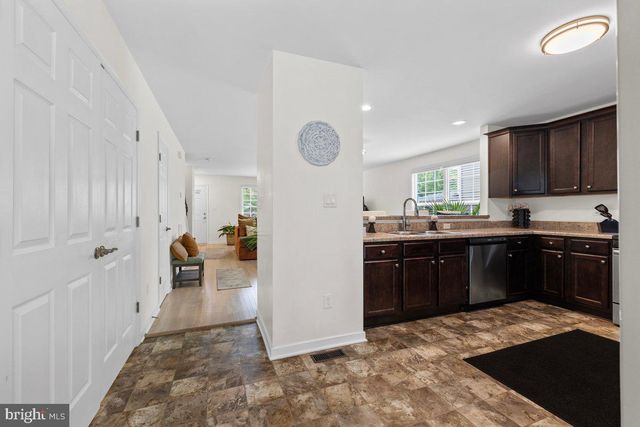 1632 CHESTNUT PARK LN, Richmond, VA 23222