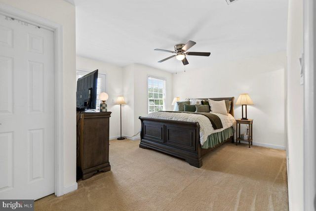 1632 CHESTNUT PARK LN, Richmond, VA 23222