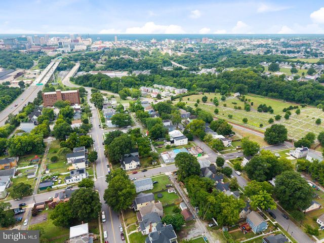 1632 CHESTNUT PARK LN, Richmond, VA 23222