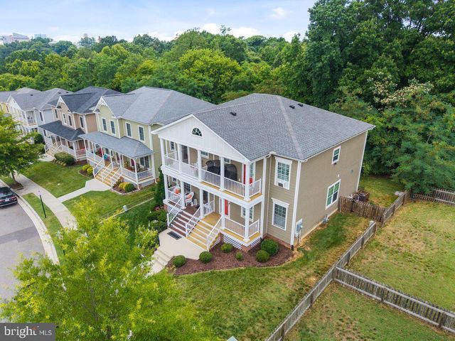 1632 CHESTNUT PARK LN, Richmond, VA 23222
