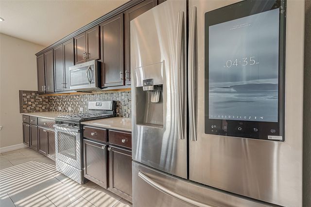 223 Sintra Lake Way, Rosenberg, TX 77469