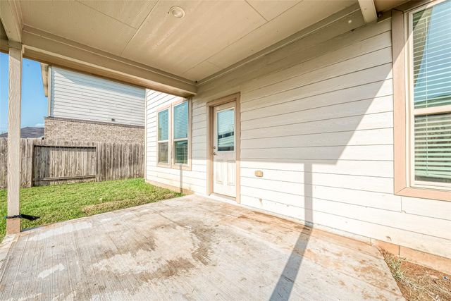 223 Sintra Lake Way, Rosenberg, TX 77469