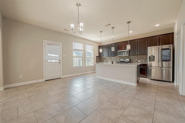 223 Sintra Lake Way, Rosenberg, TX 77469