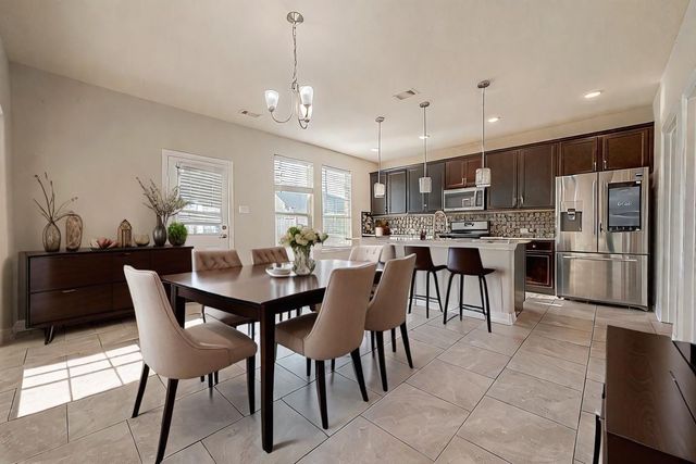 223 Sintra Lake Way, Rosenberg, TX 77469