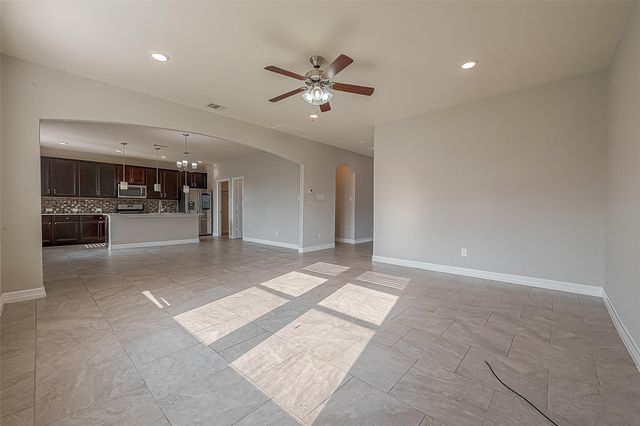 223 Sintra Lake Way, Rosenberg, TX 77469