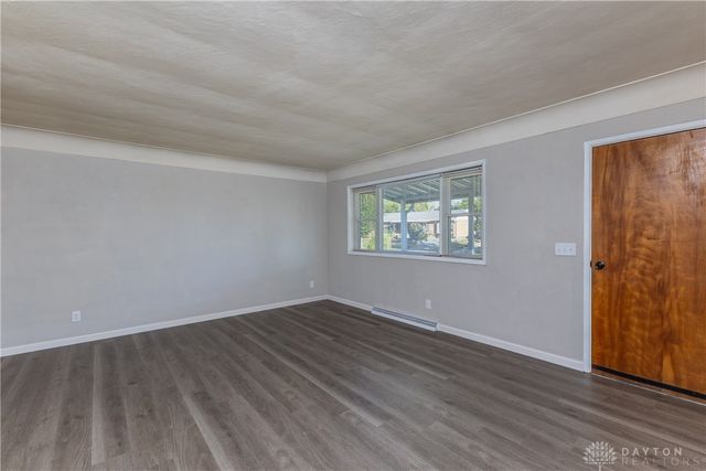 397 Miles Avenue, Tipp City, OH 45371