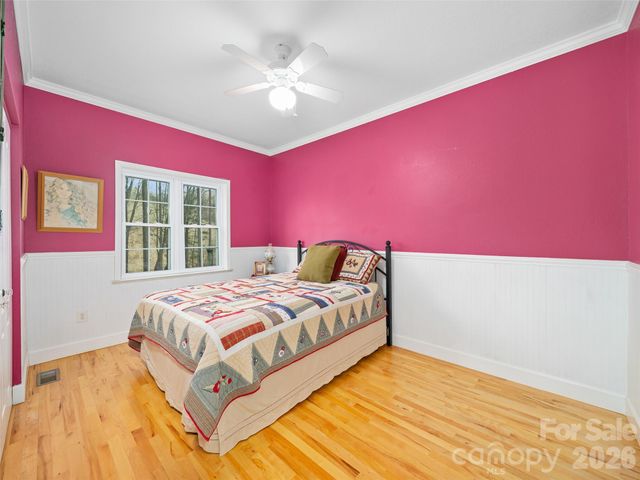 12 Riverview Drive, Bakersville, NC 28705