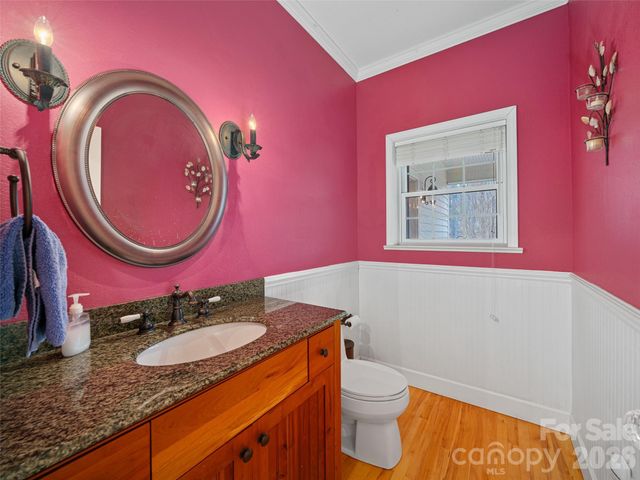 12 Riverview Drive, Bakersville, NC 28705