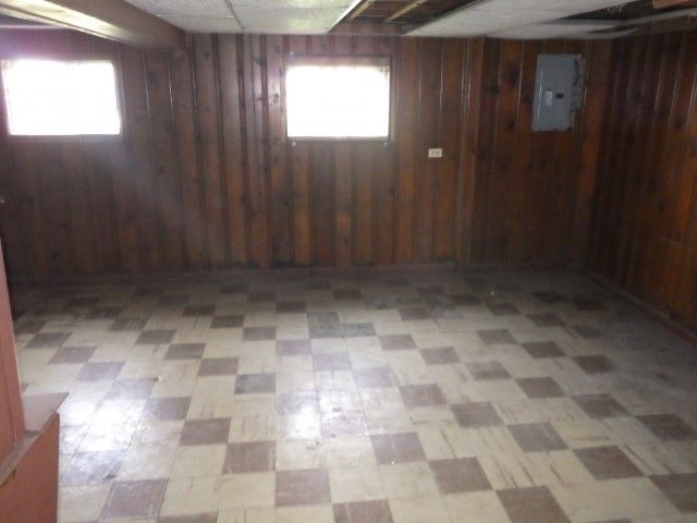 9136 S Union Avenue, Chicago, IL 60620