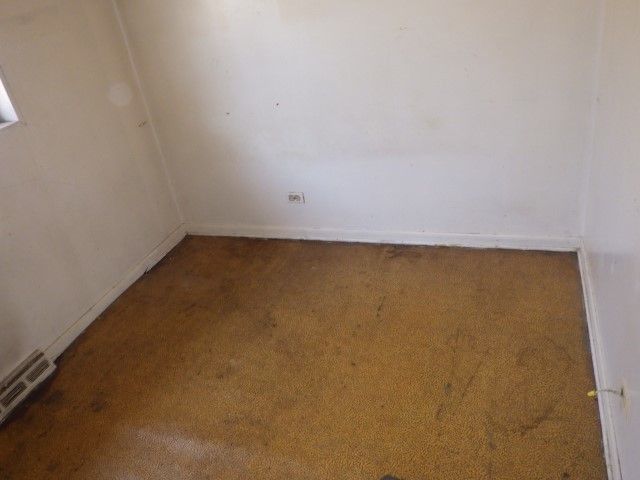 9136 S Union Avenue, Chicago, IL 60620