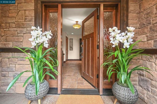 321 321 Livorna Heights Rd, Alamo, CA 94507