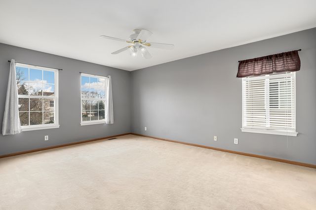 20950 W Bloomfield Drive, Plainfield, IL 60544