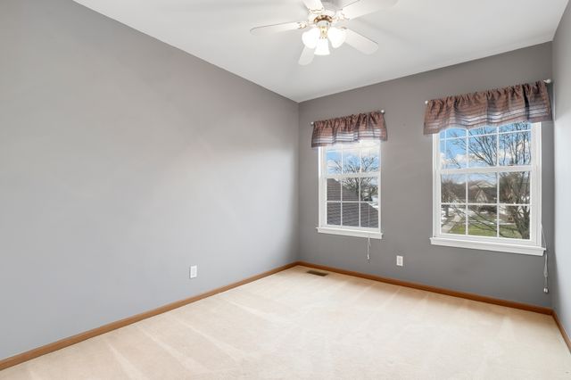 20950 W Bloomfield Drive, Plainfield, IL 60544