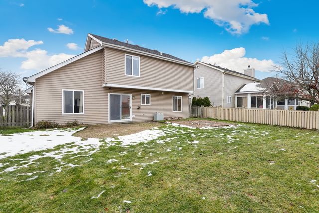 20950 W Bloomfield Drive, Plainfield, IL 60544