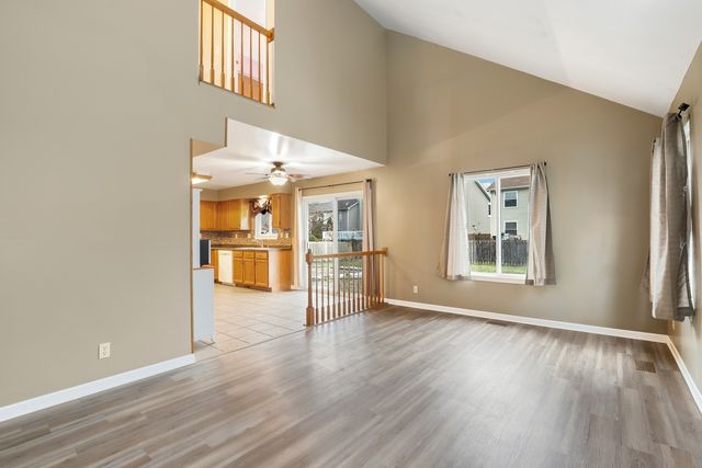 20950 W Bloomfield Drive, Plainfield, IL 60544