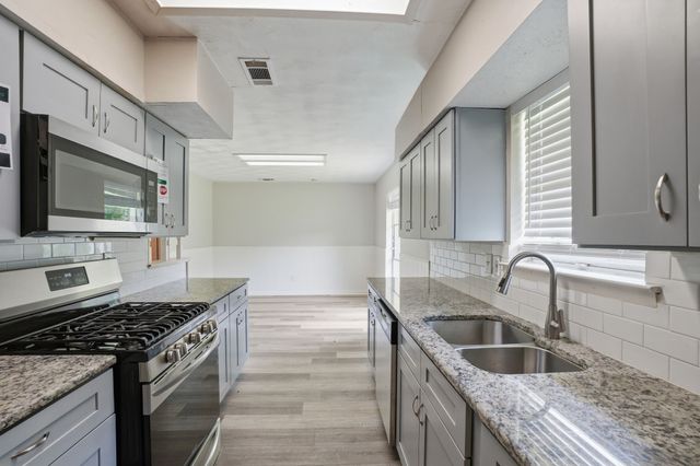 2301 Narobi Place, Mesquite, TX 75149