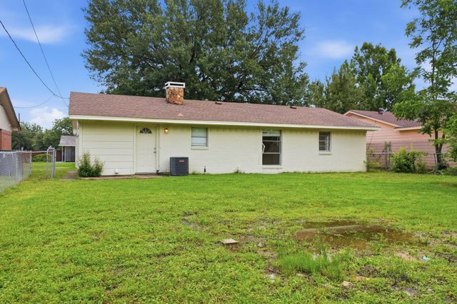 2301 Narobi Place, Mesquite, TX 75149