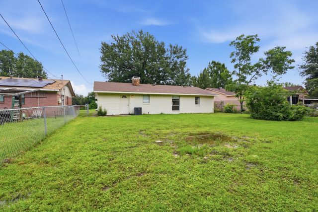 2301 Narobi Place, Mesquite, TX 75149