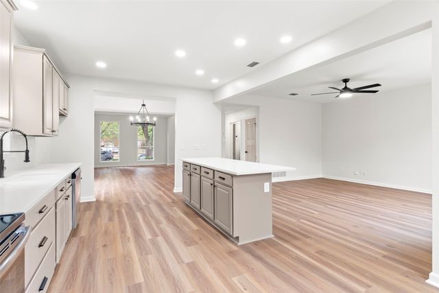 5423 Bryce Canyon Court, Fort Worth, TX 76137