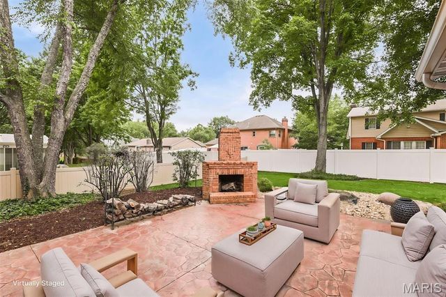 505 Springwood Drive, Belleville, IL 62220