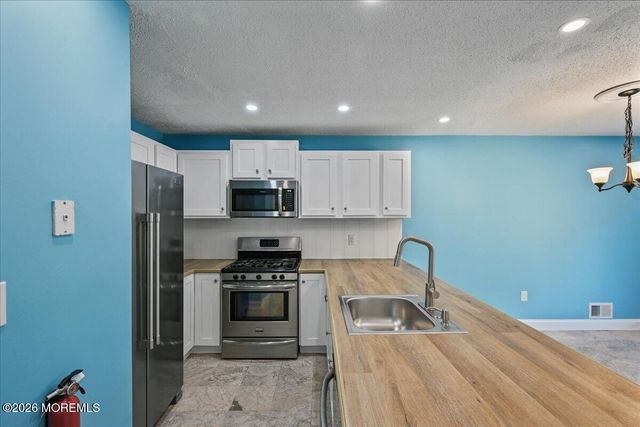 1333 Paris Court, Lakewood, NJ 08701