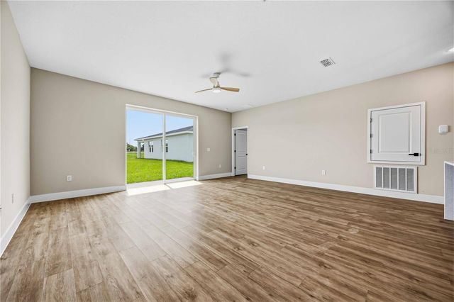 2121 RIVER HAWK LOOP, Winter Haven, FL 33880
