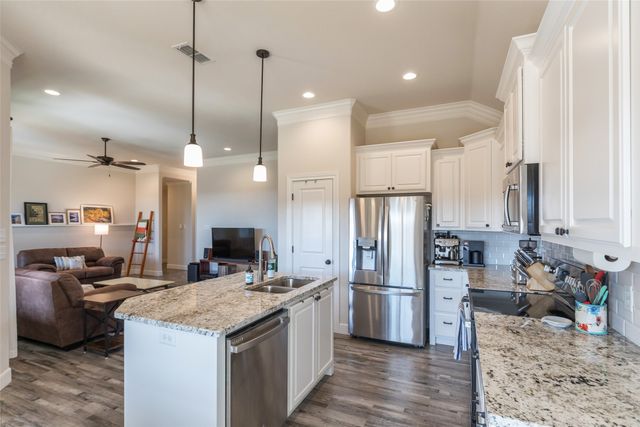 7321 Wildflower Way, Abilene, TX 79602