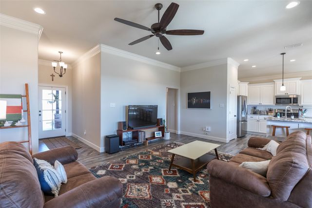 7321 Wildflower Way, Abilene, TX 79602