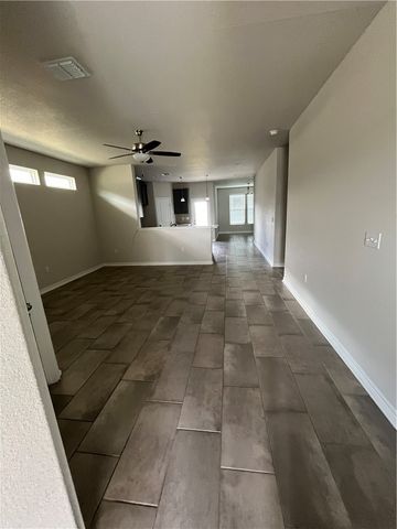 1745 Flagship Dr, Corpus Christi, TX 78410