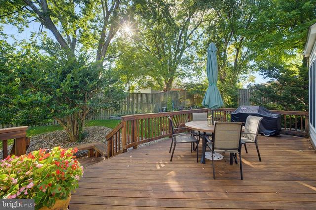3852 BARCROFT LN, Alexandria, VA 22312